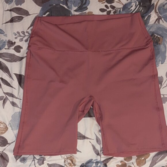 Shorts (High Waisted) - Picture 2 of 2